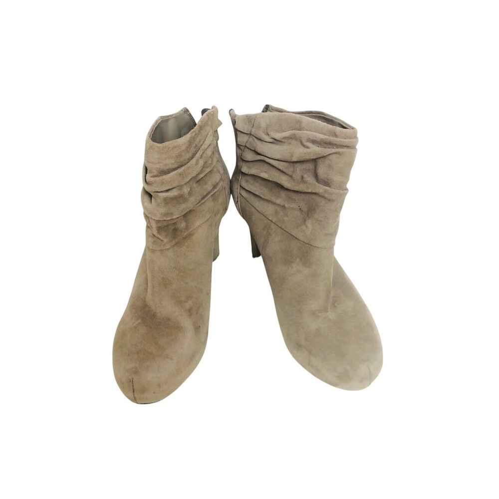 Me Too Tan heel boots zip up closure size‎ …